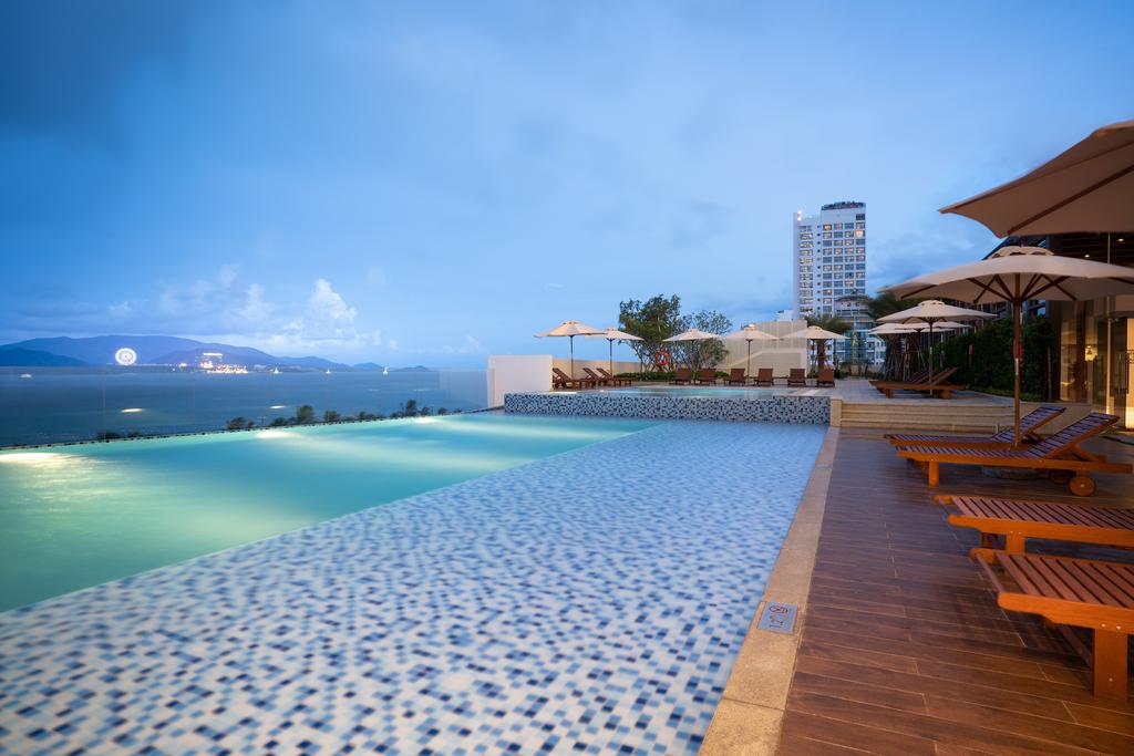 be-boi-condotel-empire-nha-trang