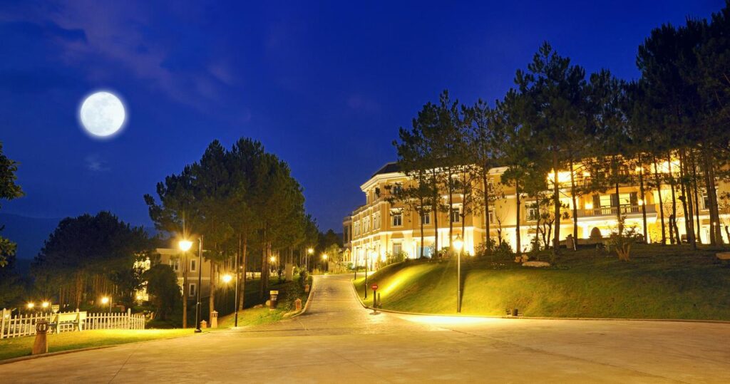 Dalat Edensee Lake Resort