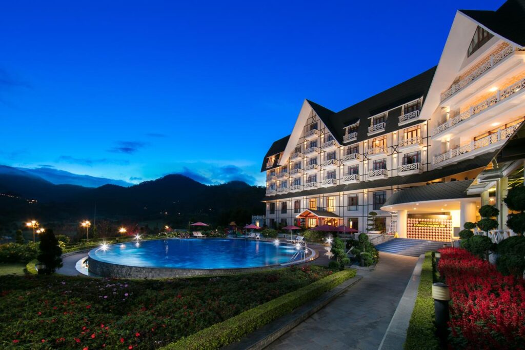 Swiss-Belresort Tuyền Lâm- Đà Lạt.