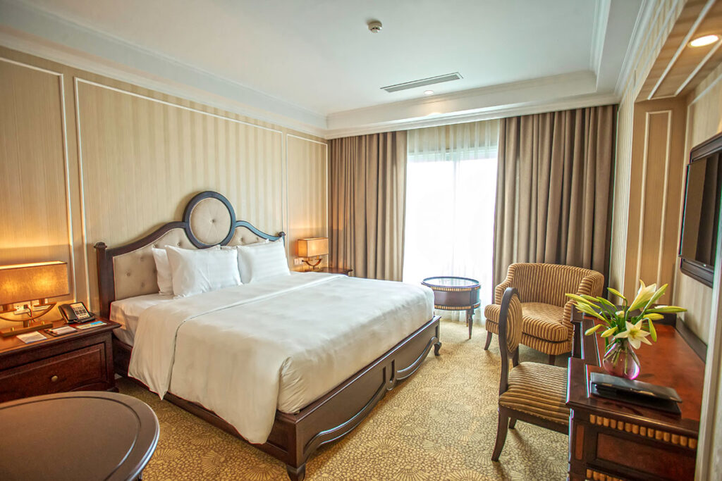 pearl-river-hotel-hai-phong-presidental-suite-1