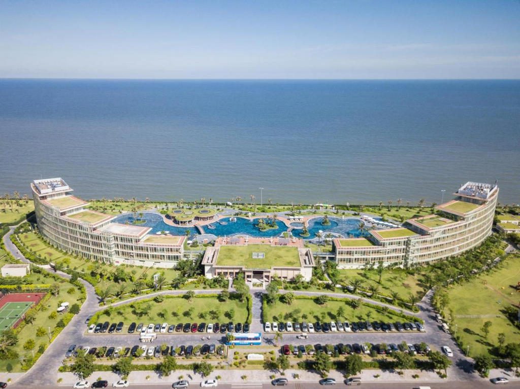 gia-phong-khach-san-flc-resort-sam-son-thanh-hoa-4