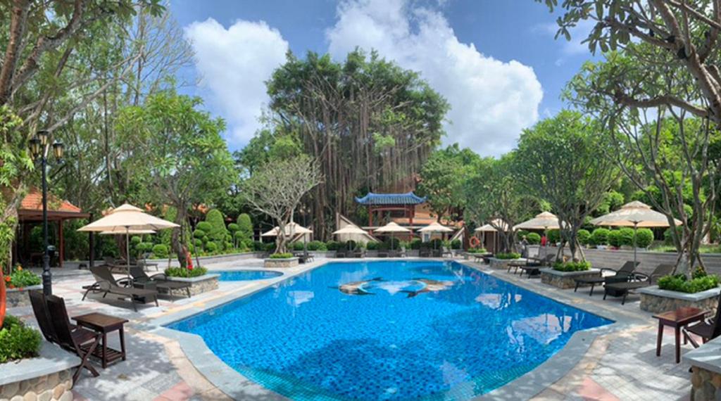 gia-phong-phuong-nam-resort-binh-duong