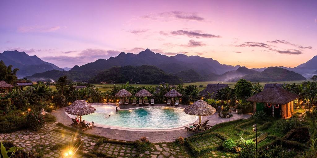 mai-chau-ecolodge-resort-dep-tai-hoa-binh-co-be-boi