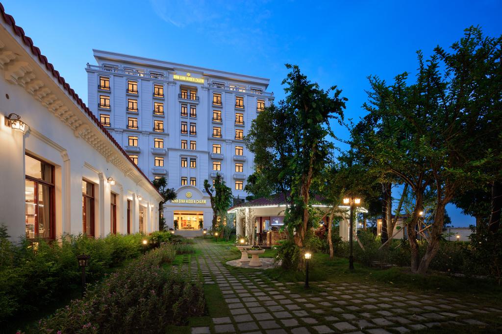 -dia-diem-dich-vu-to-chuc-su-kien-ninh-binh-hidden-charm-hotel-resort