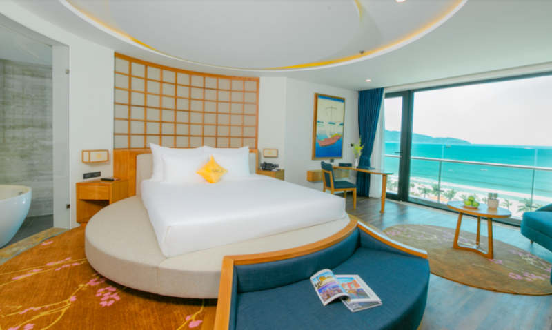 gia-phong-sala-da-nang-beach-hotel-1