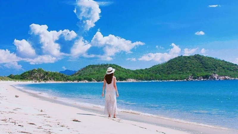 review-resort-and-khach-san-o-cam-ranh-di-dau-4