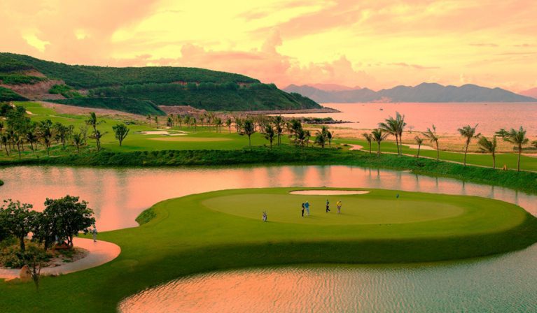 Sân-Golf-Vinpearl-Nha-Trang-tien-ich-dich-vu