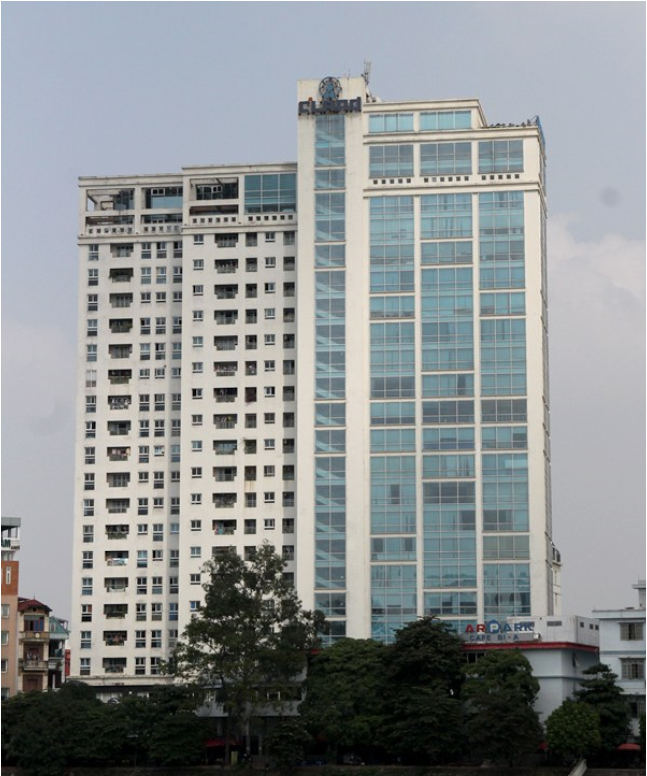 Thue-van-phong-tron-goi-C’land-Tower