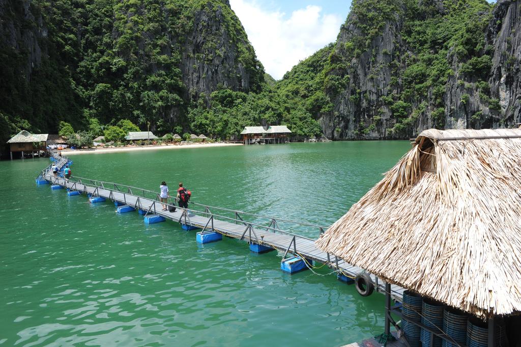 cat-ba-sandy-beach-resort-qua-dem